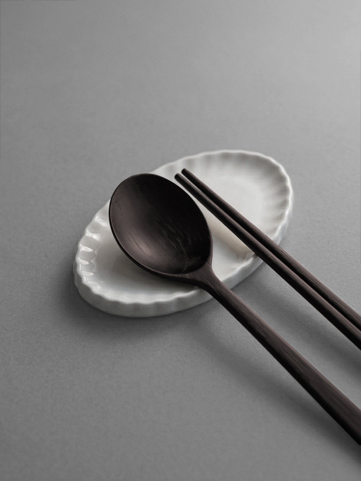 Ceramic Mong The Leaf Spoon Rest