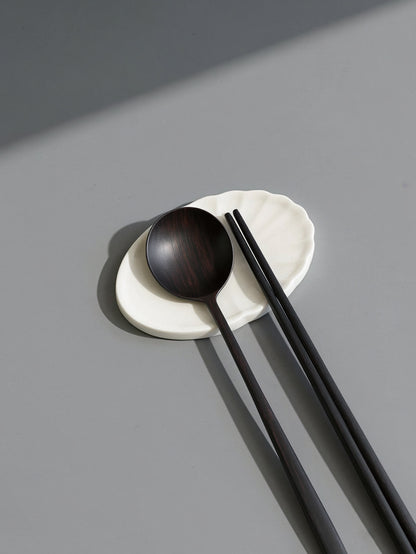 Ceramic Mong Half Leaf Spoon Rest