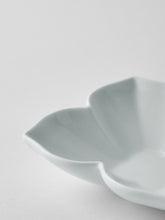 Load image into Gallery viewer, Mujagi Flower 04 Condiment Dish | 13cm
