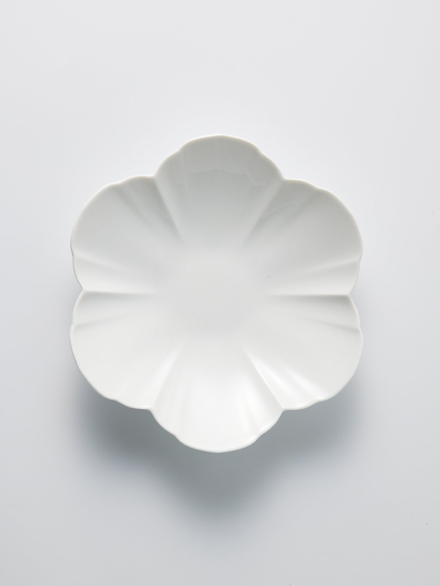 Mujagi Flower 06 Round Plate | 17.7cm